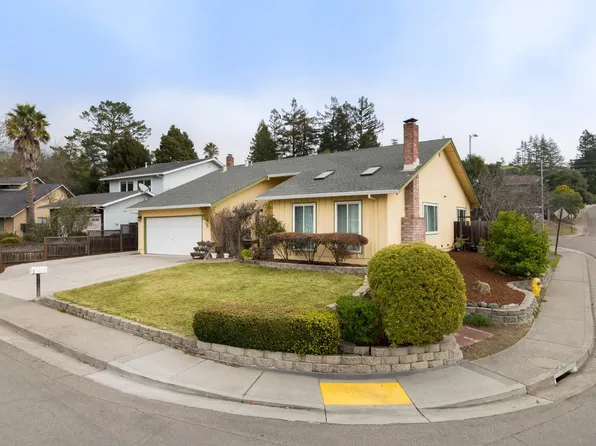 1 Andreas Circle, Novato, CA 94945