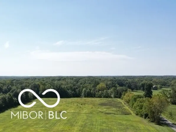 425 S 900 E, Zionsville, IN 46077