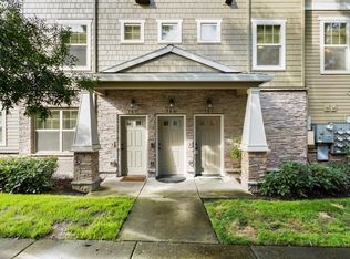 781 NE Adwick Dr #205, Beaverton, OR 97006