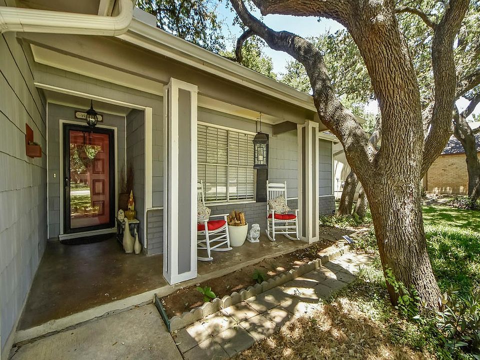 1st image of 9014 Texas Oaks Dr
