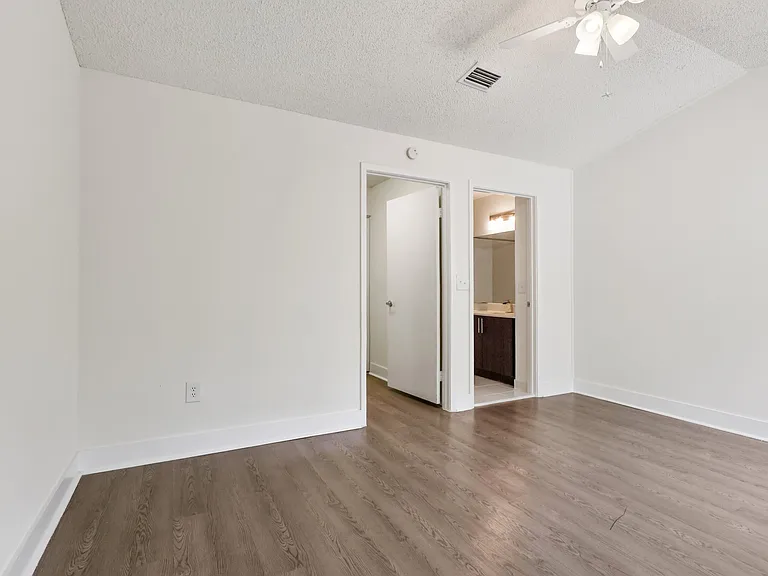 Windsor Castle Townhome Community — Photo 95