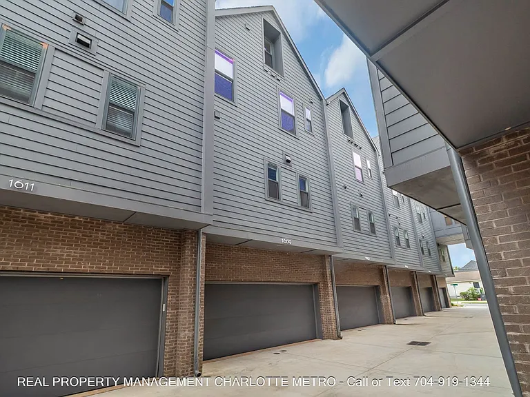 1609 Parkwood Ave — Photo 8
