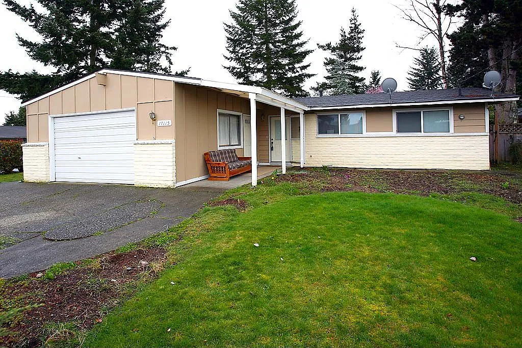 17115 NE 16th Pl photo 1