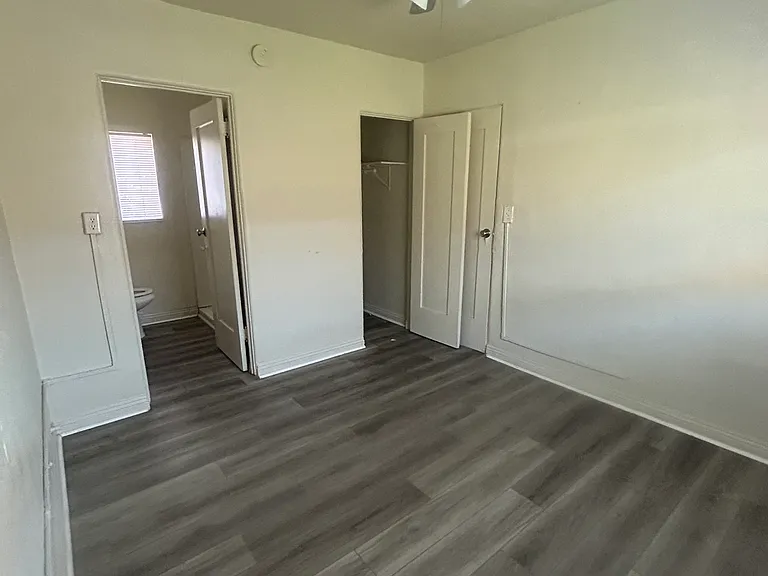 2142 N Arrowhead Ave #203 — Photo 6