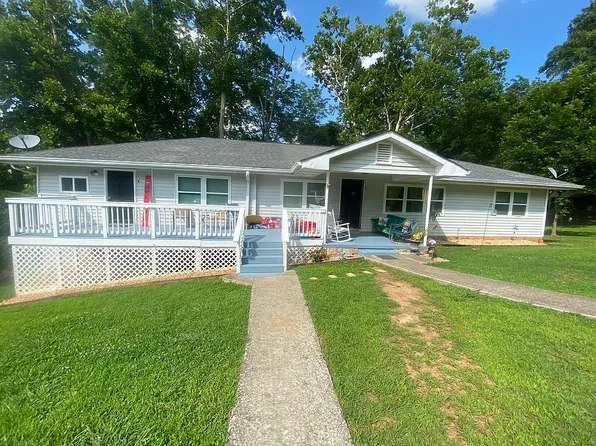 4415 Oak St, Oakwood, GA 30566