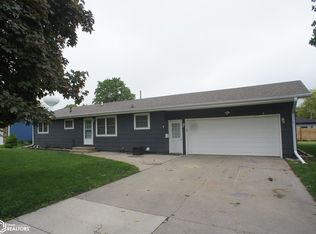 1217 Nancy Ln, Webster City, IA 50595