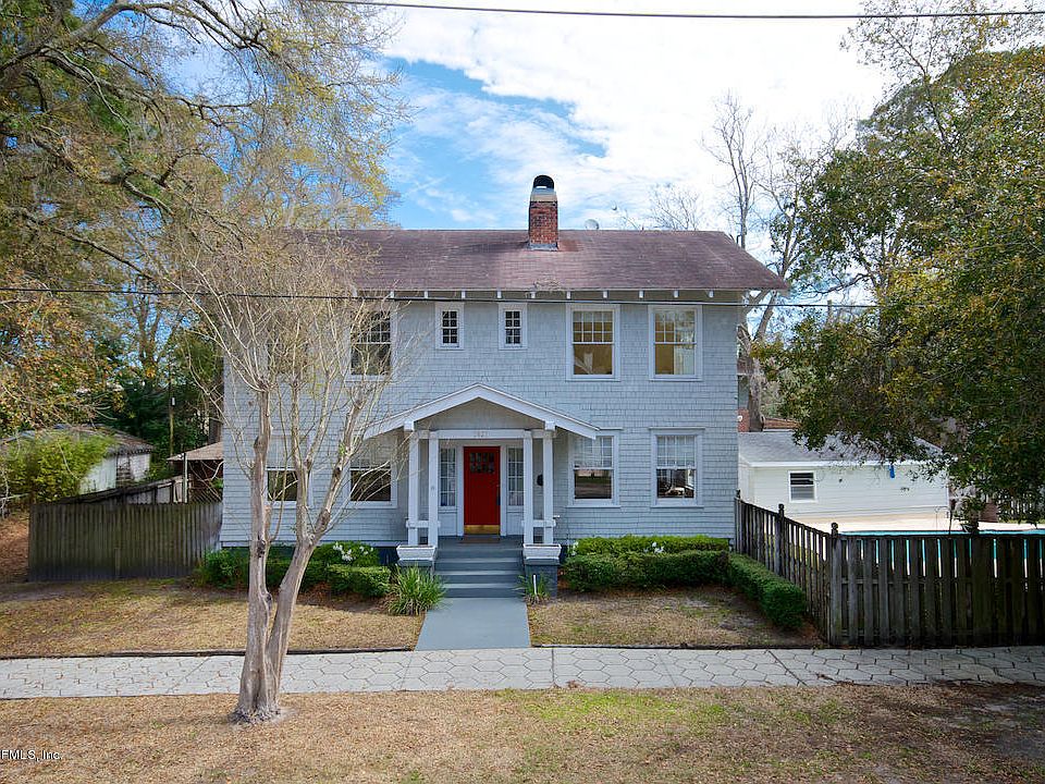 1st image of 1621 Donald St