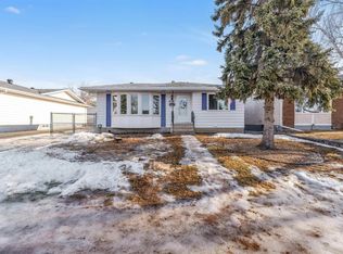 14511 21st St NW, Edmonton, AB T5Y 1T7