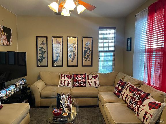 4th image of 1609 Chamberlain Drive