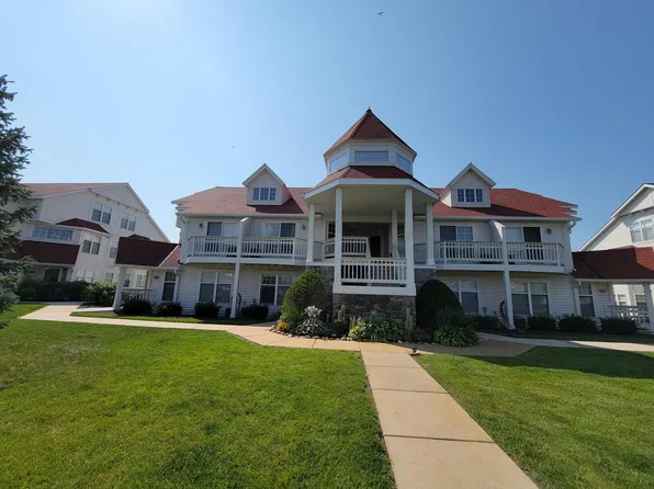 2144 Landings LANE, Delavan, WI 53115