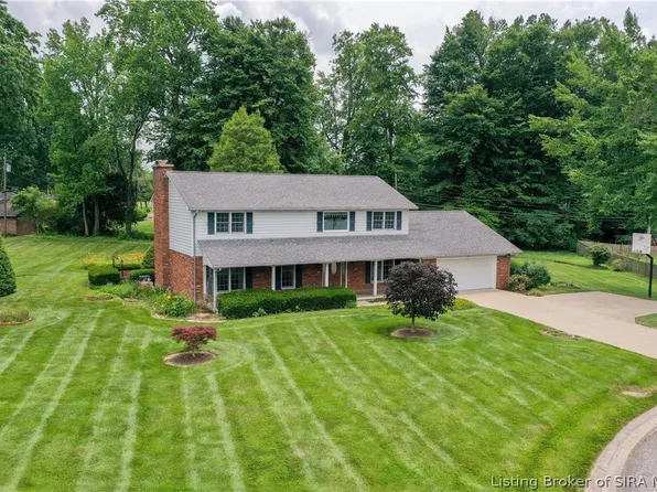 730 Poplar Drive, Sellersburg, IN 47172