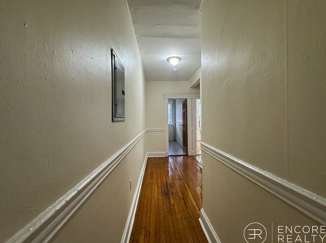 1 bed, 635 sqft, $2,100 — Photo 3