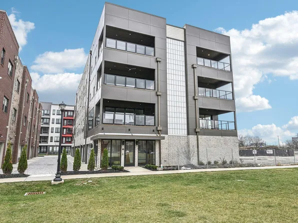 270 Dickenson St Unit 302, Columbus, OH 43215