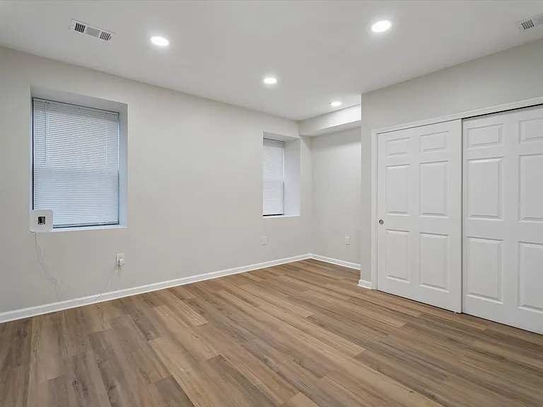 4359 Fleming St — Photo 20