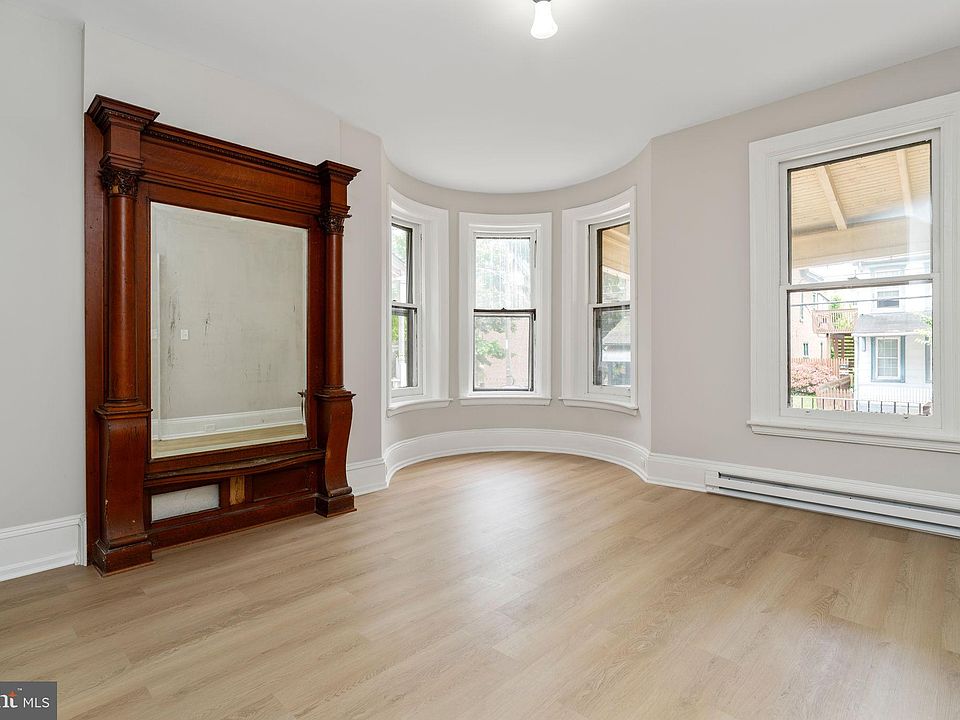 1st image of 243 Chestnut St