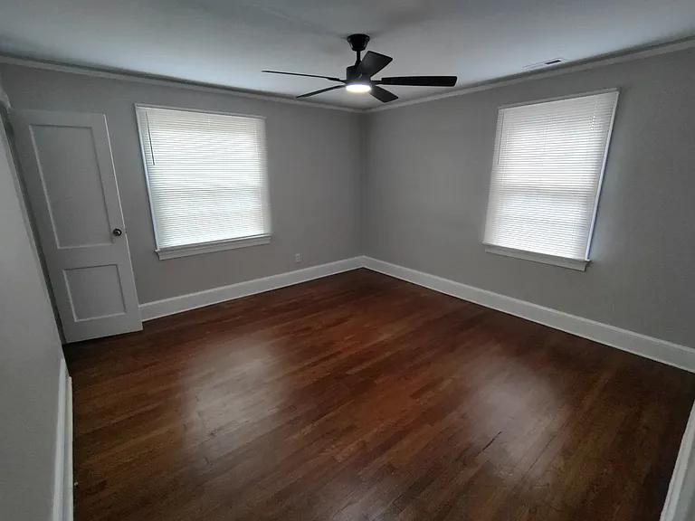 111 Harvard Dr — Photo 16