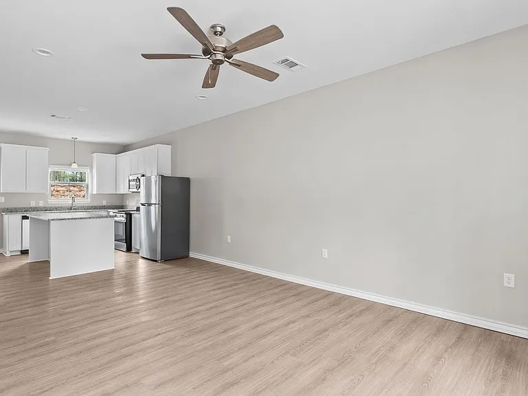 0 Lionel Ave — Photo 29