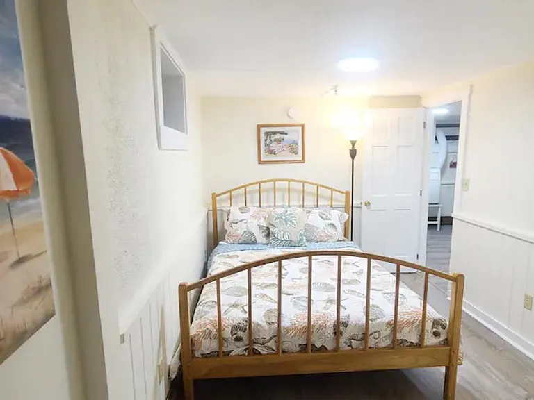10 Hillcrest Ave #1B — Photo 11