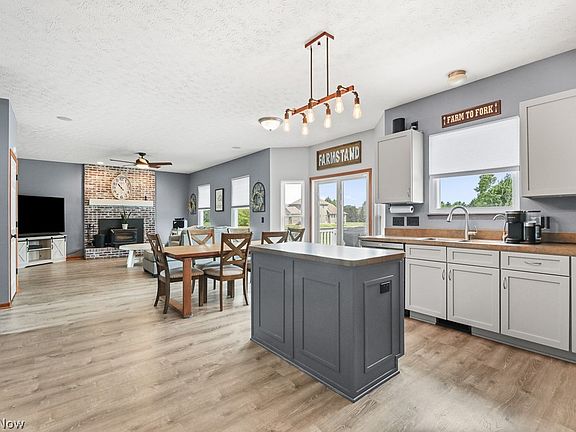 5th image of 19137 Landing Ln