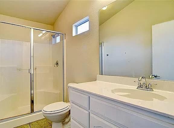4th image of 5904 Kristen Dr