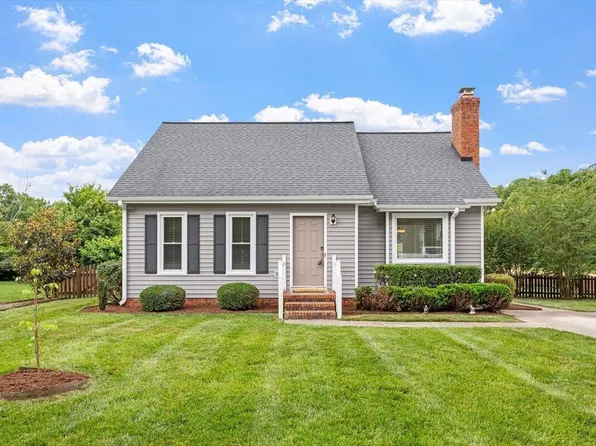 1228 Shakentown St, Knightdale, NC 27545