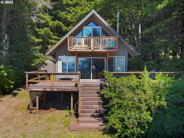 44915 2nd Ave, Arch Cape, OR 97102