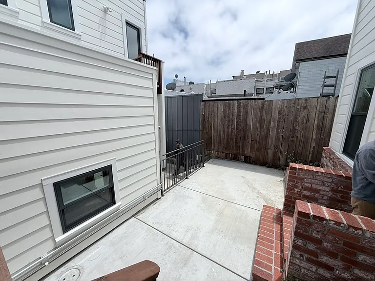 3774 Mission St — Photo 12