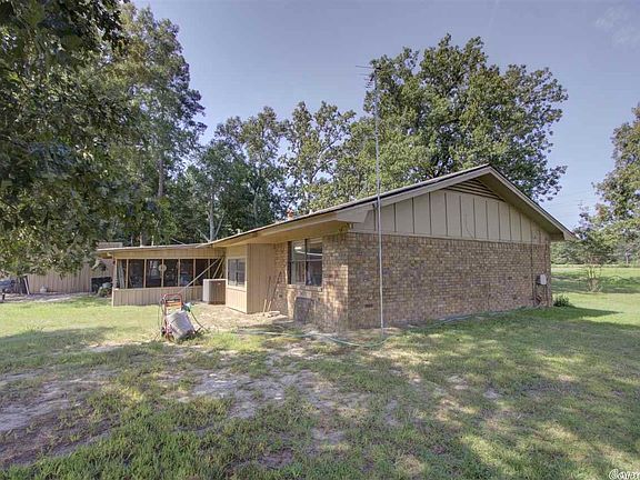 4th image of 3298 Miller Country #136