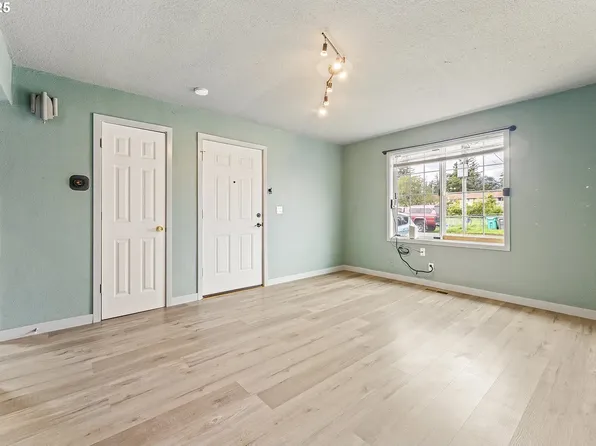 12132 SE Boise St #12132, Portland, OR 97266