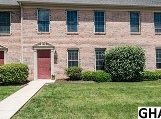 390 Stonehedge Ln, Mechanicsburg, PA 17055