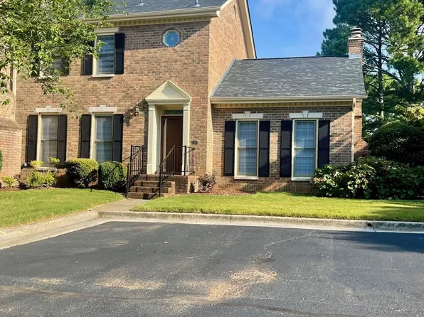 208 Inverness Dr SW Unit 208, Huntsville, AL 35802