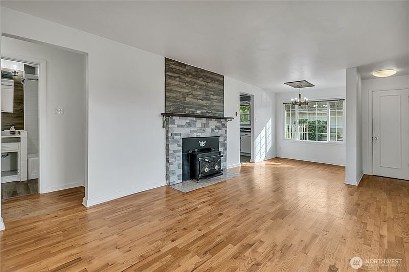2nd image of 208 M Street SE