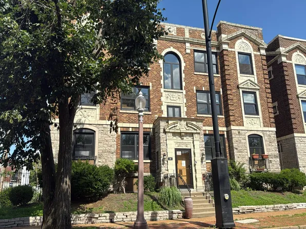 314 Clara Ave APT 14N, Saint Louis, MO 63112