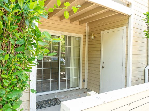 2nd image of 1222 E Waterside Cv APT 10