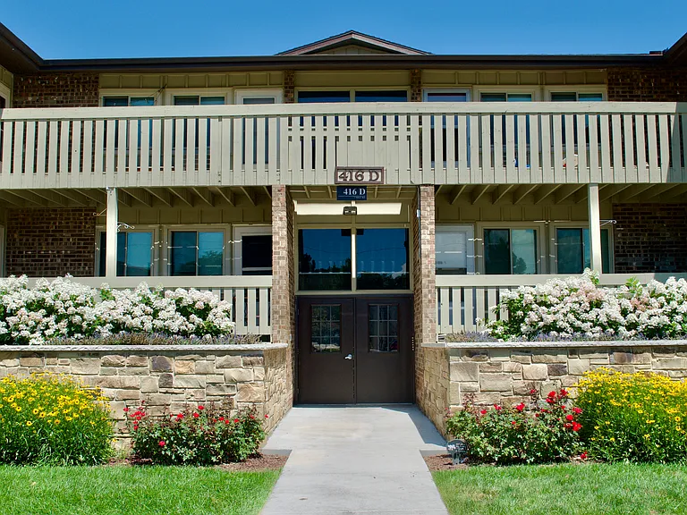 Windpoint Apartments — Photo 1