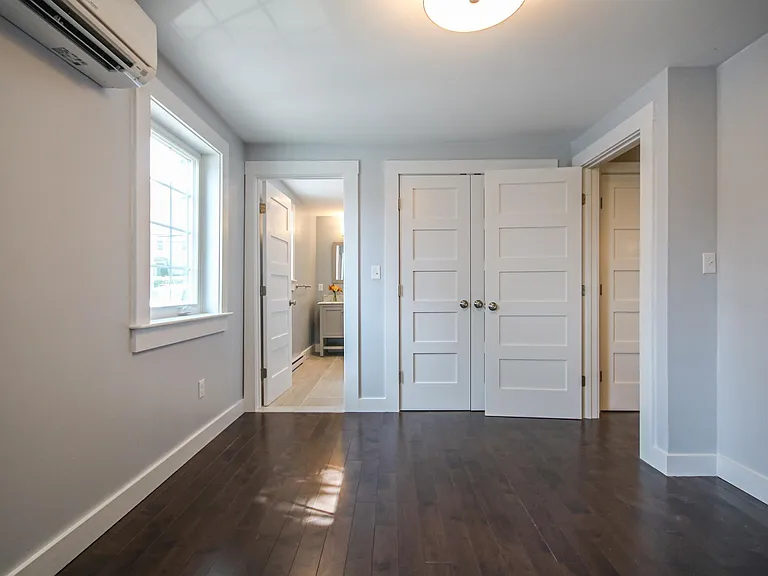137 York St — Photo 24