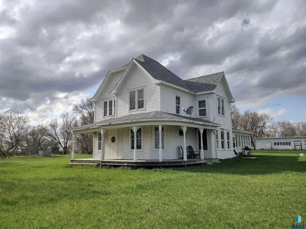 36184 169th St, Faulkton, SD 57438