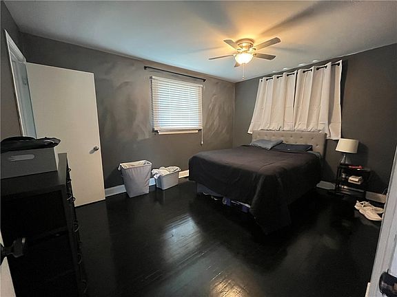 5th image of 3523 Hyman Dr