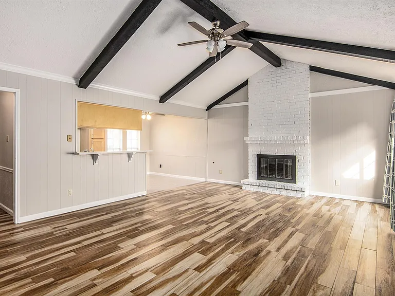 4305 Fairway St — Photo 1