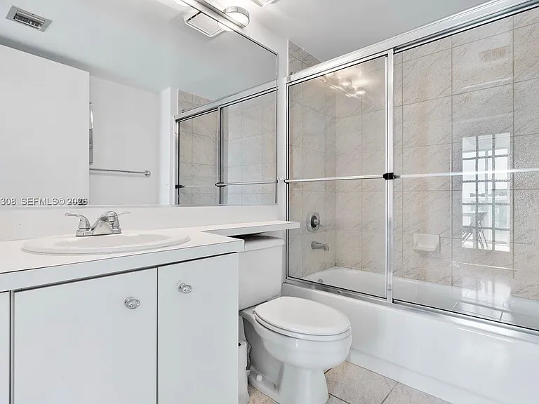 3411 Indian Creek Dr #LPH1401 — Photo 20