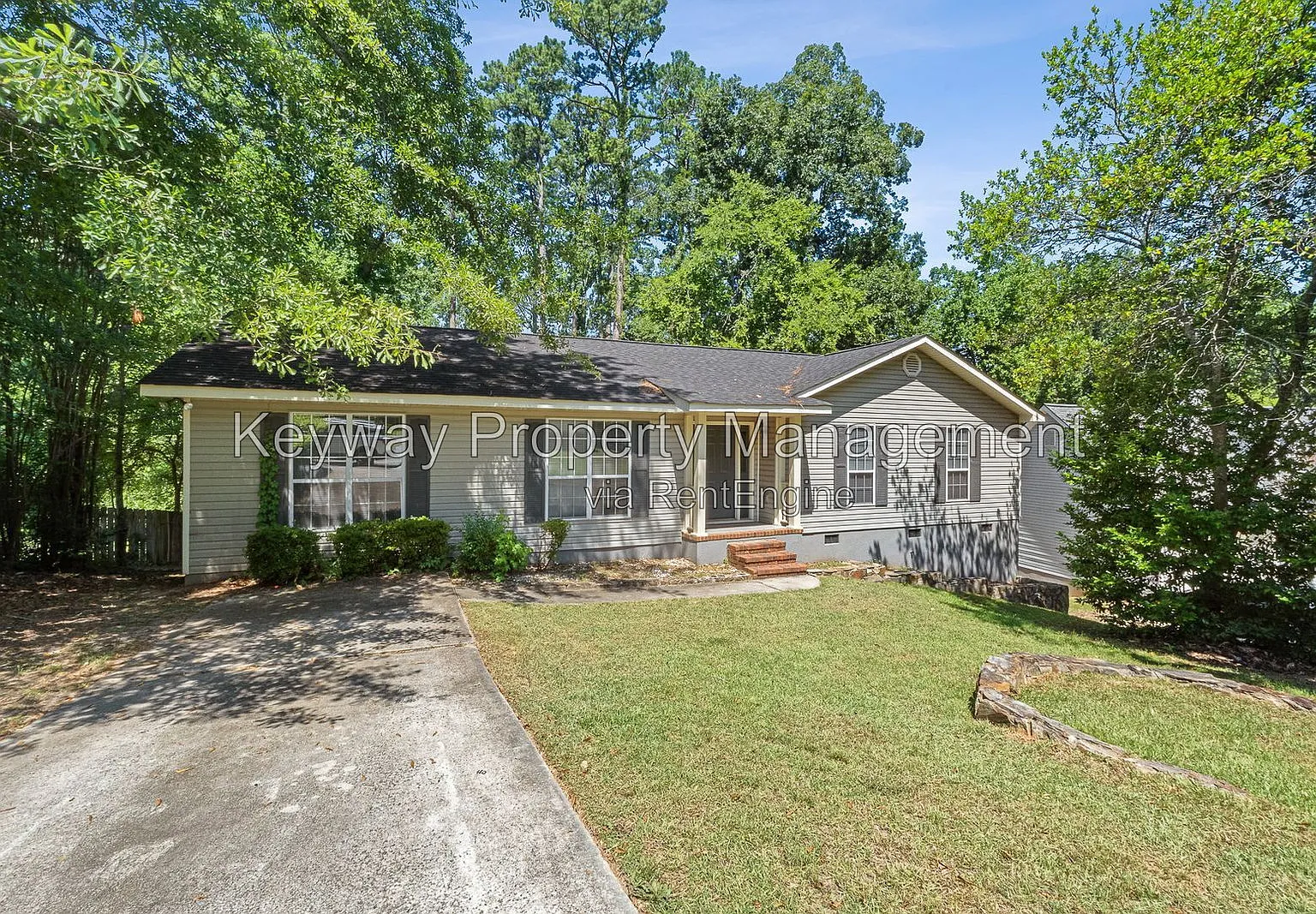 4 bed, 3.0 bath, 1773 sqft, $1,935 — Photo 2