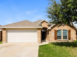 2504 Wakecrest Dr, Fort Worth, TX 76108