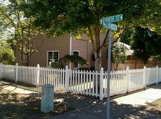 2737 G St, Hubbard, OR 97032