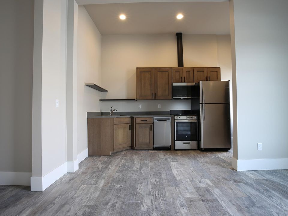 1st image of 506 4th Ave E #6
