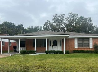 632 Rainbow Dr, Shreveport, LA 71106