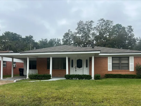 632 Rainbow Dr, Shreveport, LA 71106