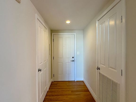 3rd image of 414 Water St Unit 1103