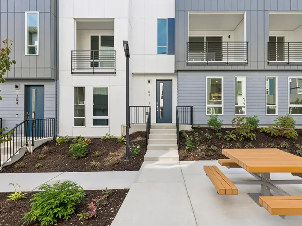 12255 138th Pl NE Building 17-103, Redmond, WA 98052