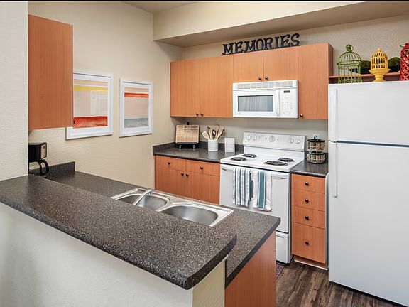 5th image of 1847 Loftway Cir Unit 223
