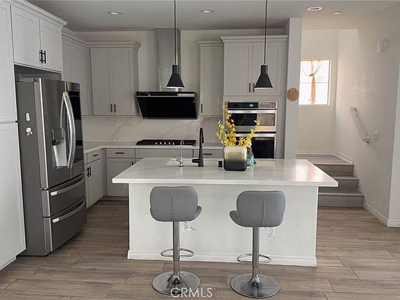 5th image of 7579 Botany St
